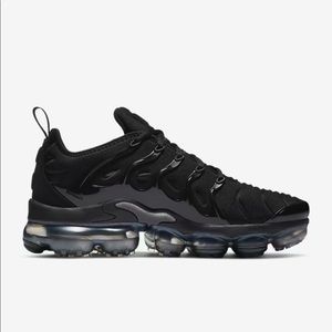 Nike Womens Air VaporMax Plus